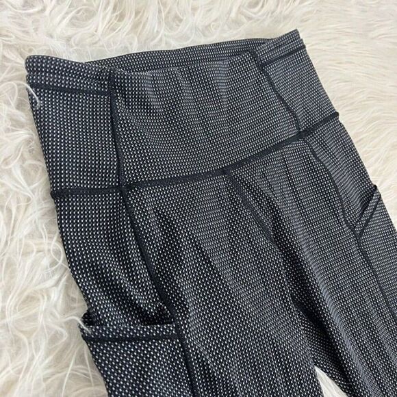 Lululemon Women's Leggings Wunder Polka Dot Size 4 Activewear Black & Grey - Picture 10 of 12